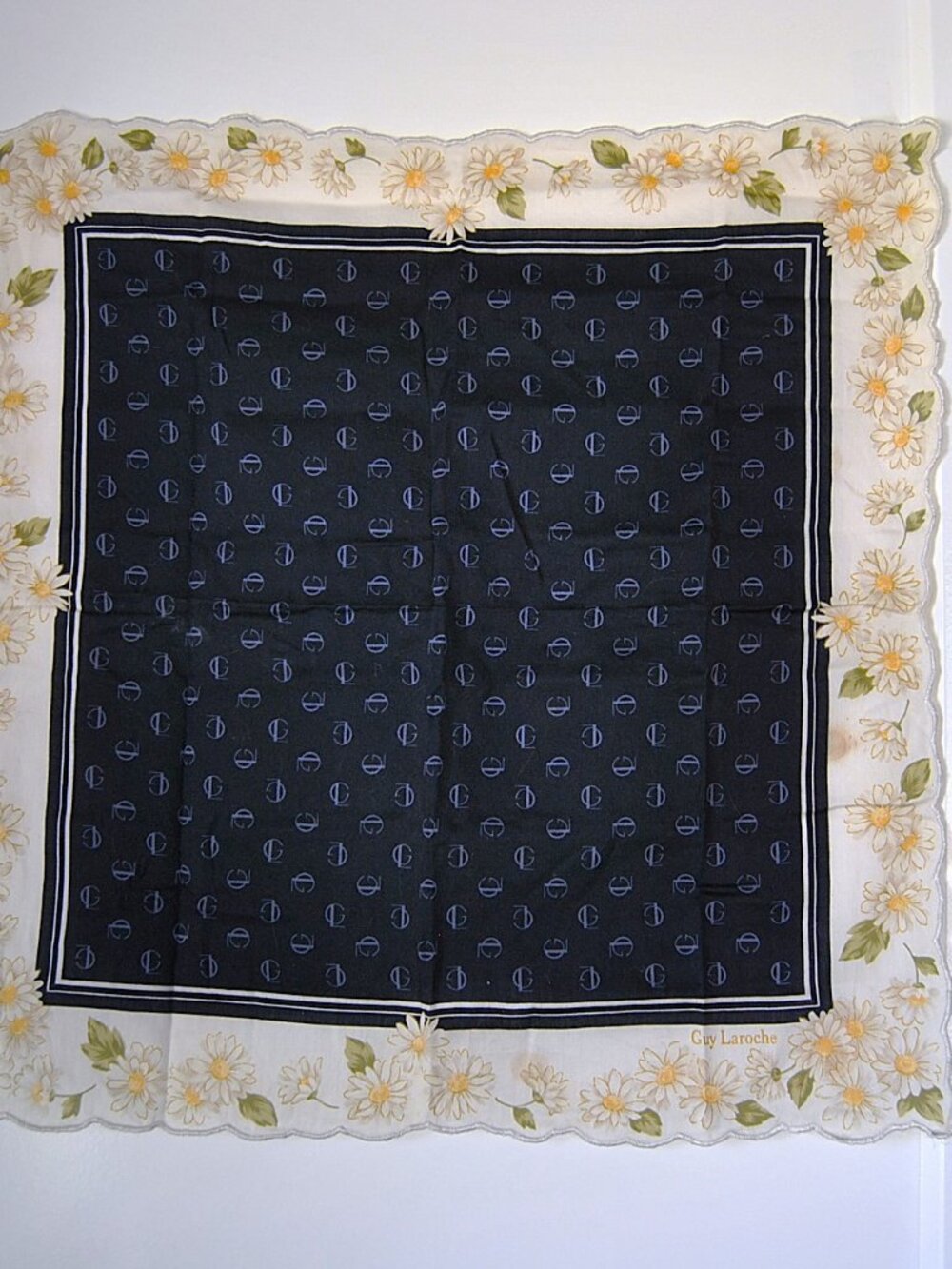 Authentic Guy Laroche Cotton Scarf Neckerchief
